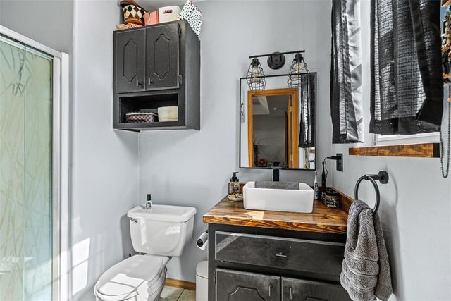 813 SW 4th Street, Jones, OK 73049