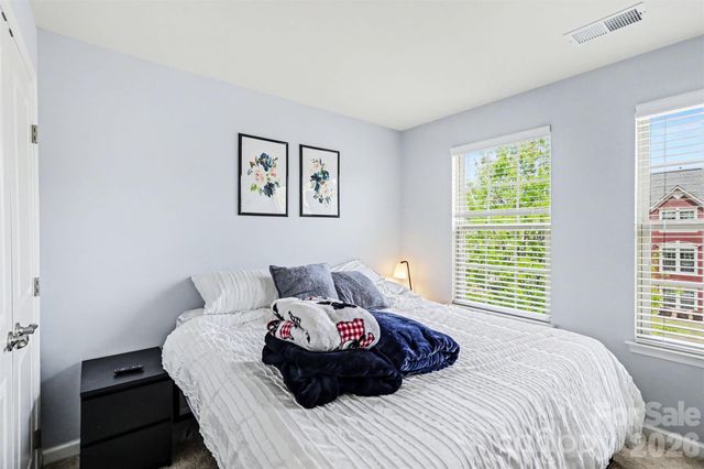 4011 Zilker Park Drive, Charlotte, NC 28217