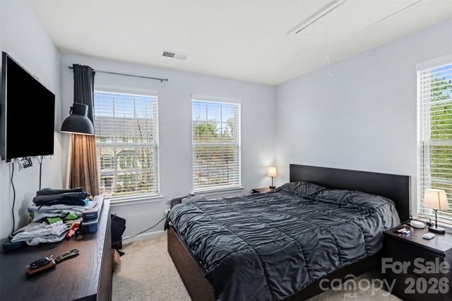 4011 Zilker Park Drive, Charlotte, NC 28217