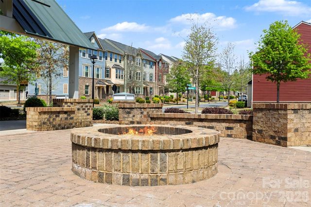 4011 Zilker Park Drive, Charlotte, NC 28217