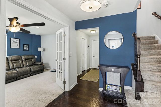 4011 Zilker Park Drive, Charlotte, NC 28217