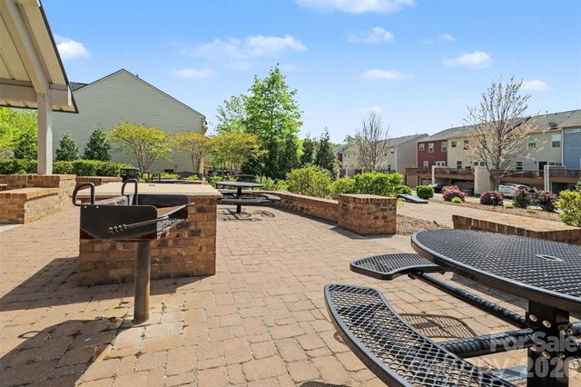 4011 Zilker Park Drive, Charlotte, NC 28217