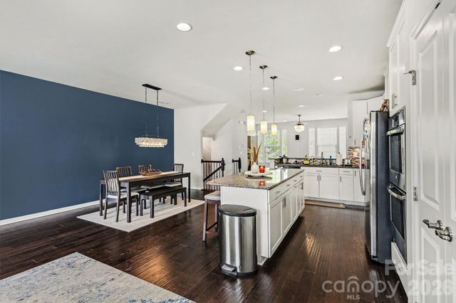 4011 Zilker Park Drive, Charlotte, NC 28217