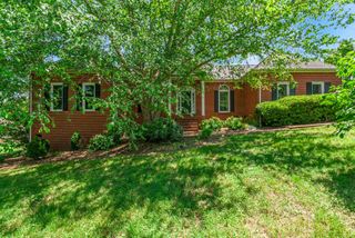 971 Bonnie Blue Ln, Columbia, TN 38401