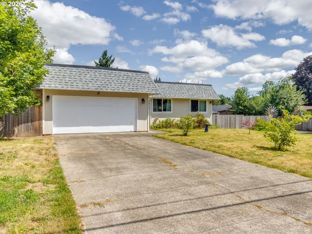 7913 Se CLACKAMAS Rd, Milwaukie, OR 97267