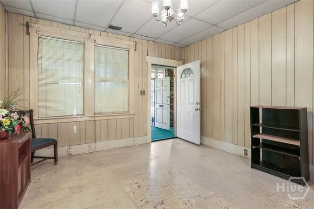 607 Seiler Avenue, Savannah, GA 31405