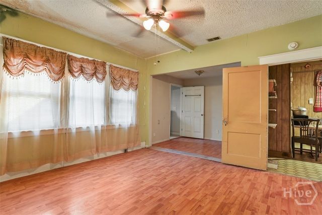 607 Seiler Avenue, Savannah, GA 31405