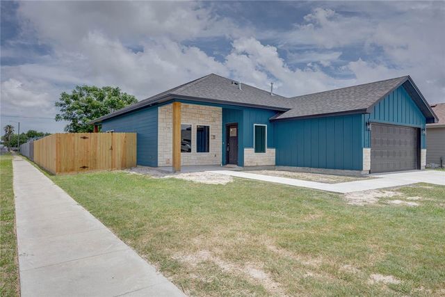 2509 Luzius Dr, Corpus Christi, TX 78418