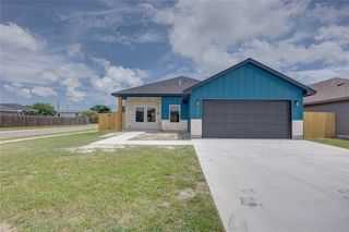 2509 Luzius Dr, Corpus Christi, TX 78418