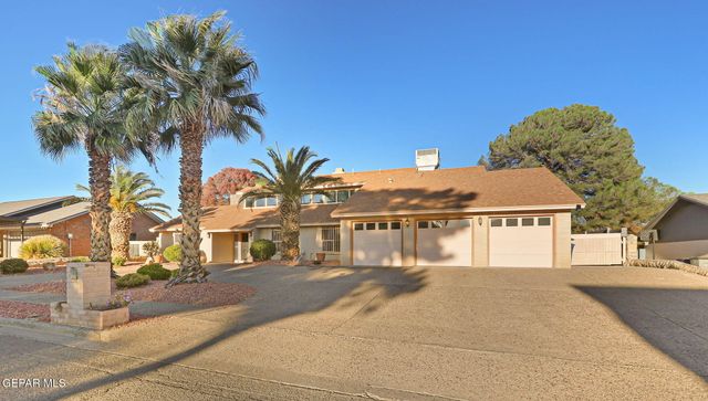 11213 LEO COLLINS Drive, El Paso, TX 79936