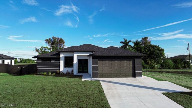 405 Kismet PKWY E, Cape Coral, FL 33909