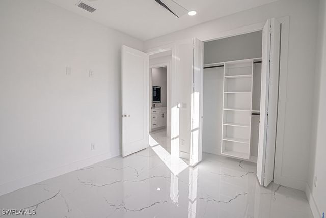 405 Kismet PKWY E, Cape Coral, FL 33909