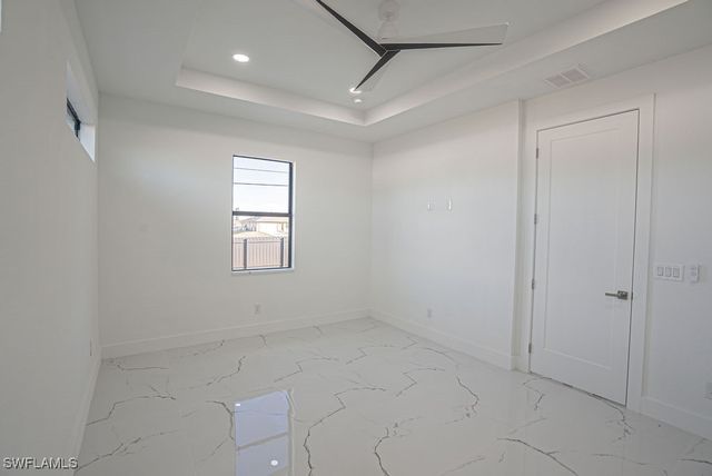 405 Kismet PKWY E, Cape Coral, FL 33909