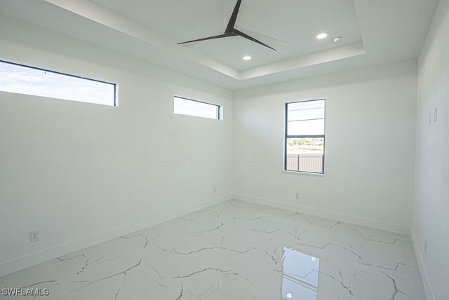 405 Kismet PKWY E, Cape Coral, FL 33909