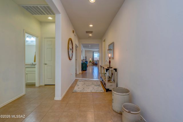 38676 S Running Roses Lane, Tucson, AZ 85739