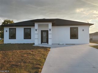 3931 Sunset RD, Lehigh Acres, FL 33971