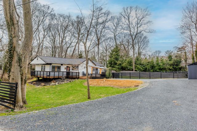 28 Old Cow Path, Miller Place, NY 11764