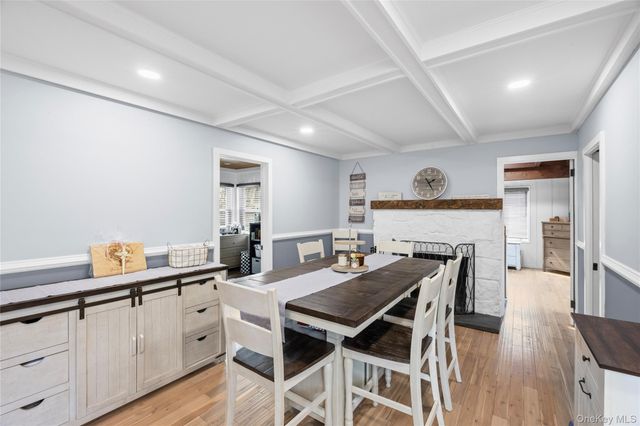 28 Old Cow Path, Miller Place, NY 11764