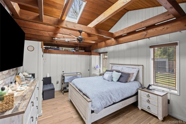 28 Old Cow Path, Miller Place, NY 11764