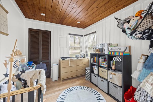 28 Old Cow Path, Miller Place, NY 11764