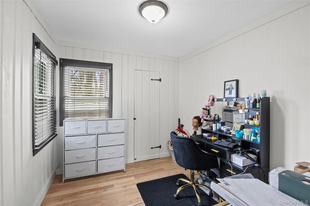 28 Old Cow Path, Miller Place, NY 11764