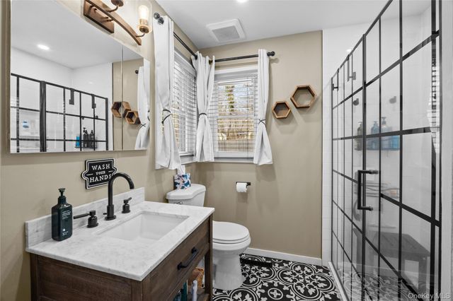 28 Old Cow Path, Miller Place, NY 11764