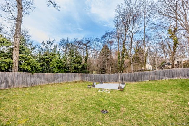 28 Old Cow Path, Miller Place, NY 11764