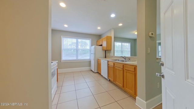 2920 DELLWOOD Avenue 4, Jacksonville, FL 32205