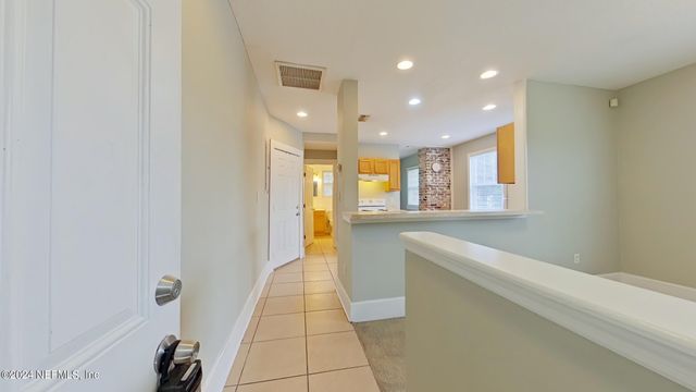 2920 DELLWOOD Avenue 4, Jacksonville, FL 32205