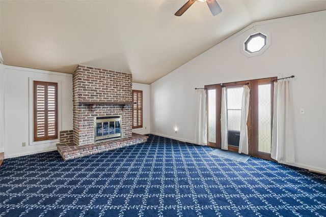 2816 50th Street, Des Moines, IA 50310