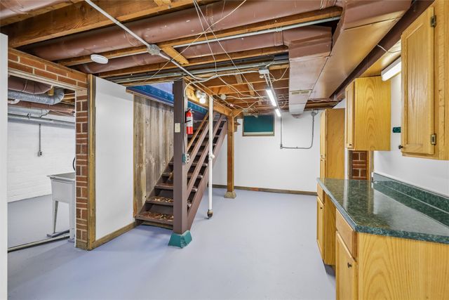 2816 50th Street, Des Moines, IA 50310