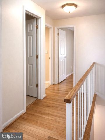 886 NEW MARK ESPLANADE, Rockville, MD 20850