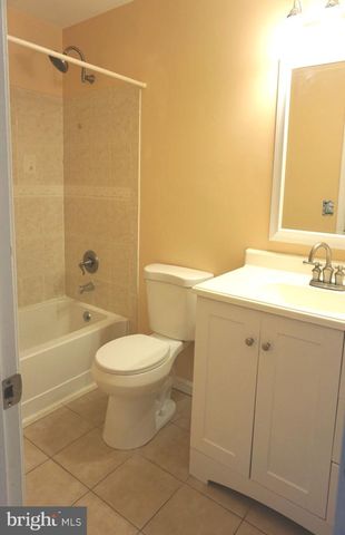 886 NEW MARK ESPLANADE, Rockville, MD 20850