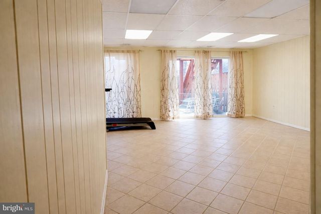 886 NEW MARK ESPLANADE, Rockville, MD 20850