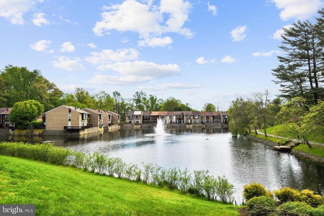 886 NEW MARK ESPLANADE, Rockville, MD 20850