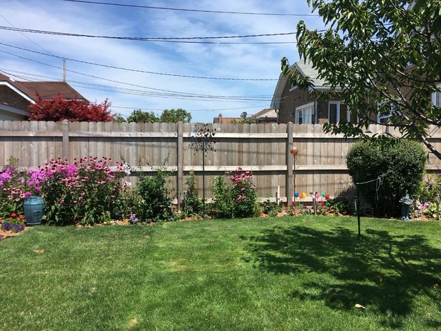 5142 S Lockwood Avenue, Chicago, IL 60638