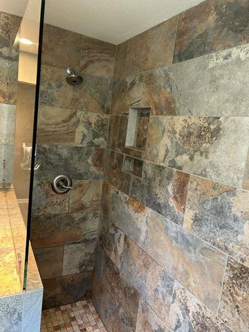 45 Levantino Drive, Hot Springs Village, AR 71909