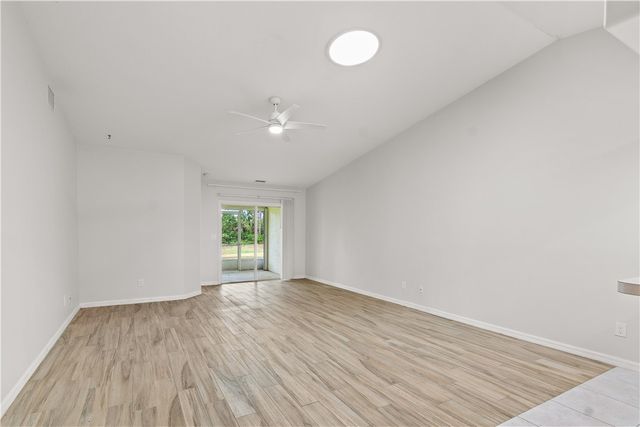 996 S Easy Street, Sebastian, FL 32958