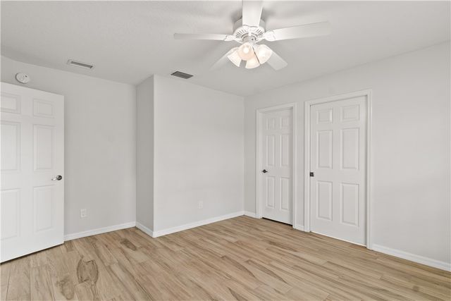 996 S Easy Street, Sebastian, FL 32958