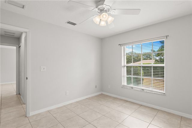996 S Easy Street, Sebastian, FL 32958