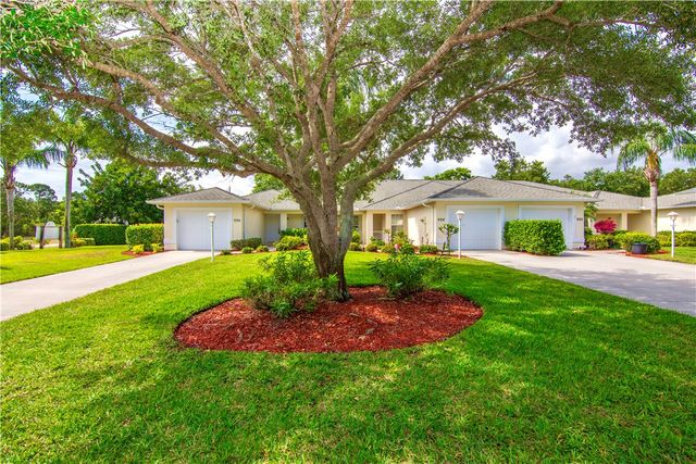 996 S Easy Street, Sebastian, FL 32958