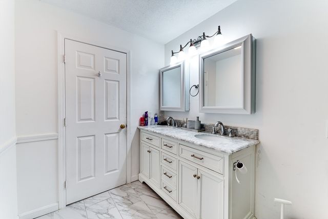 101 South Ave 301, Attleboro, MA 02703