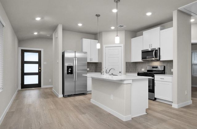 18612 Hillswood Drive, Conroe, TX 77316