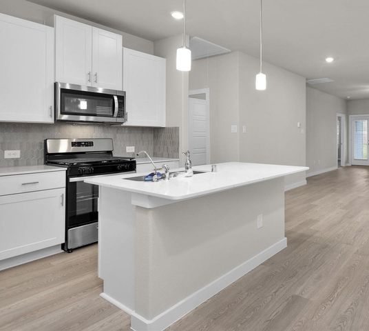 18612 Hillswood Drive, Conroe, TX 77316