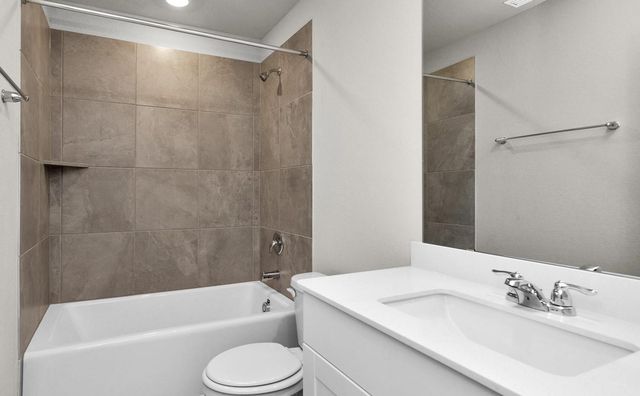 18612 Hillswood Drive, Conroe, TX 77316