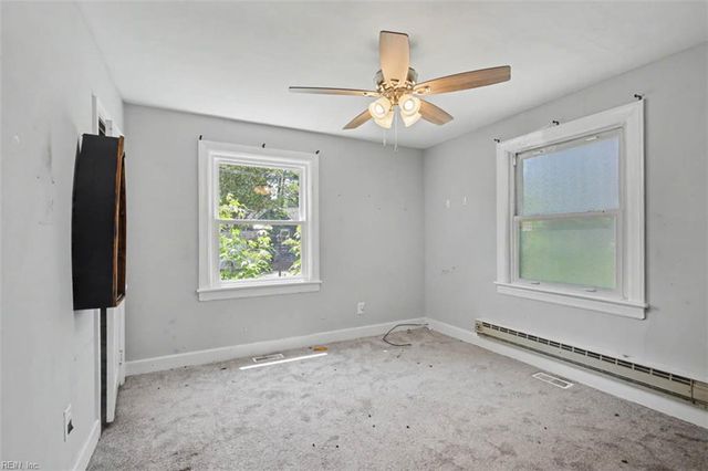 3586 Riverside DR, Norfolk, VA 23503