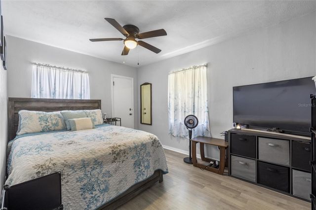 304 W LAKE AVENUE, Auburndale, FL 33823