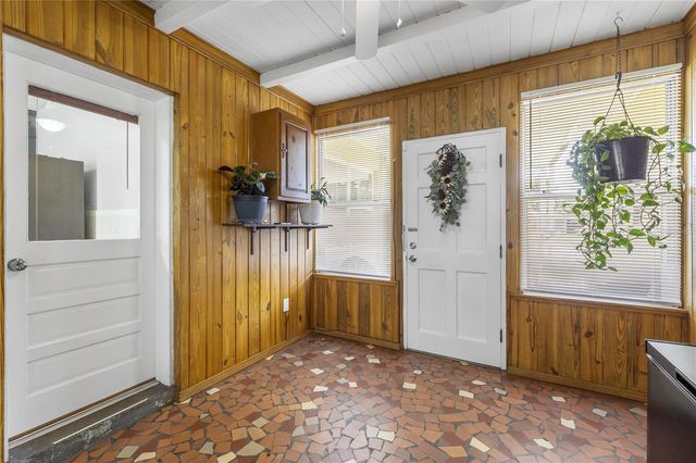 304 W LAKE AVENUE, Auburndale, FL 33823