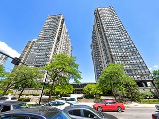 5701 N Sheridan Road 5U, Chicago, IL 60660