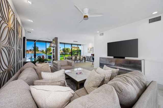 78021 Lago Drive, La Quinta, CA 92253